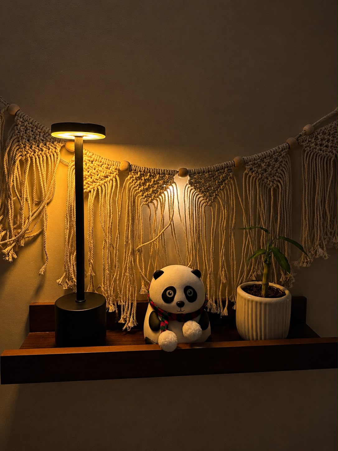 Black Egret Lamp